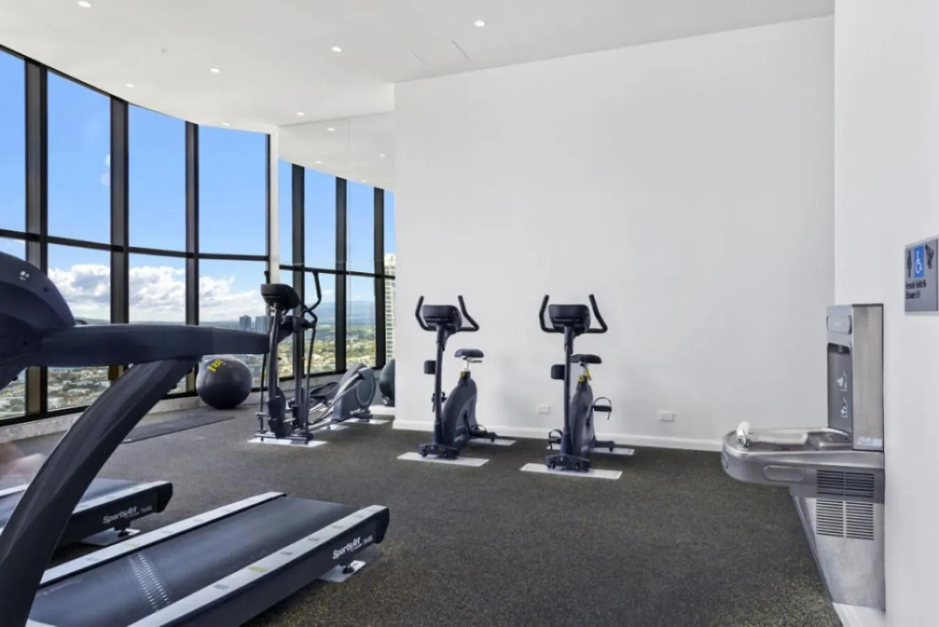 Ocean - Beachfront 72F 3Bedroom Skyhome Oceanview With Parking Gold Coast