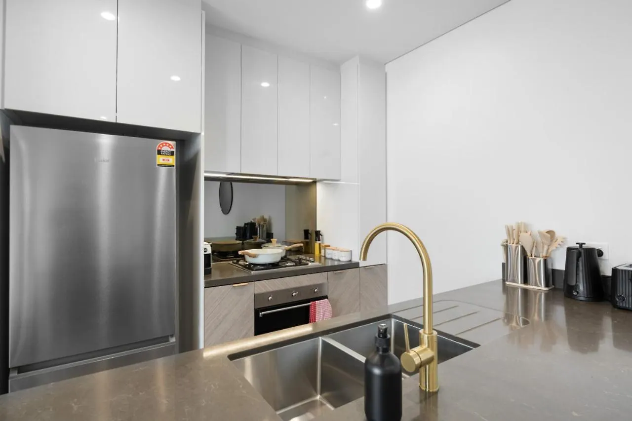 Ocean - Beachfront 72F 3Bedroom Skyhome Oceanview With Parking Gold Coast